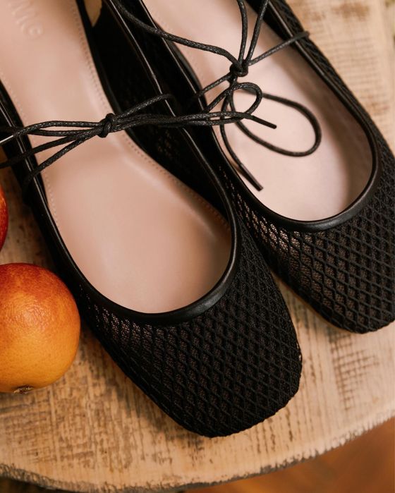 Балетки Мері Джейн в сіточку зі шнурівкою чорні | OMG Shoes