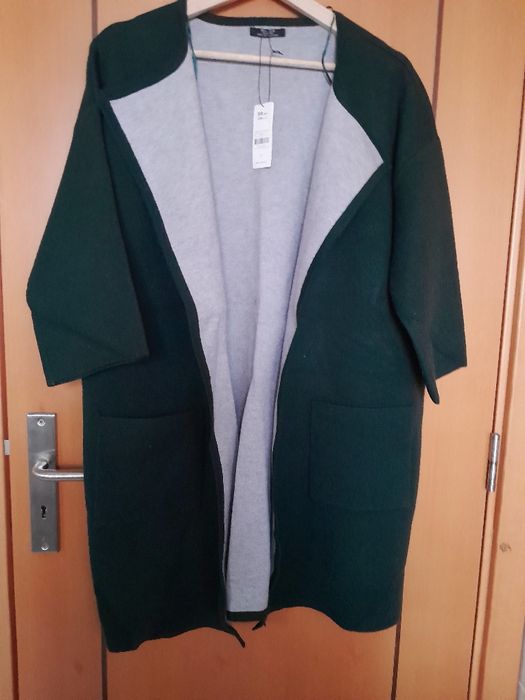 Casaco comprido em verde tamanho L