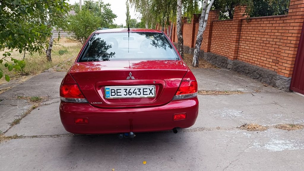 Mitsubishi Lancer.