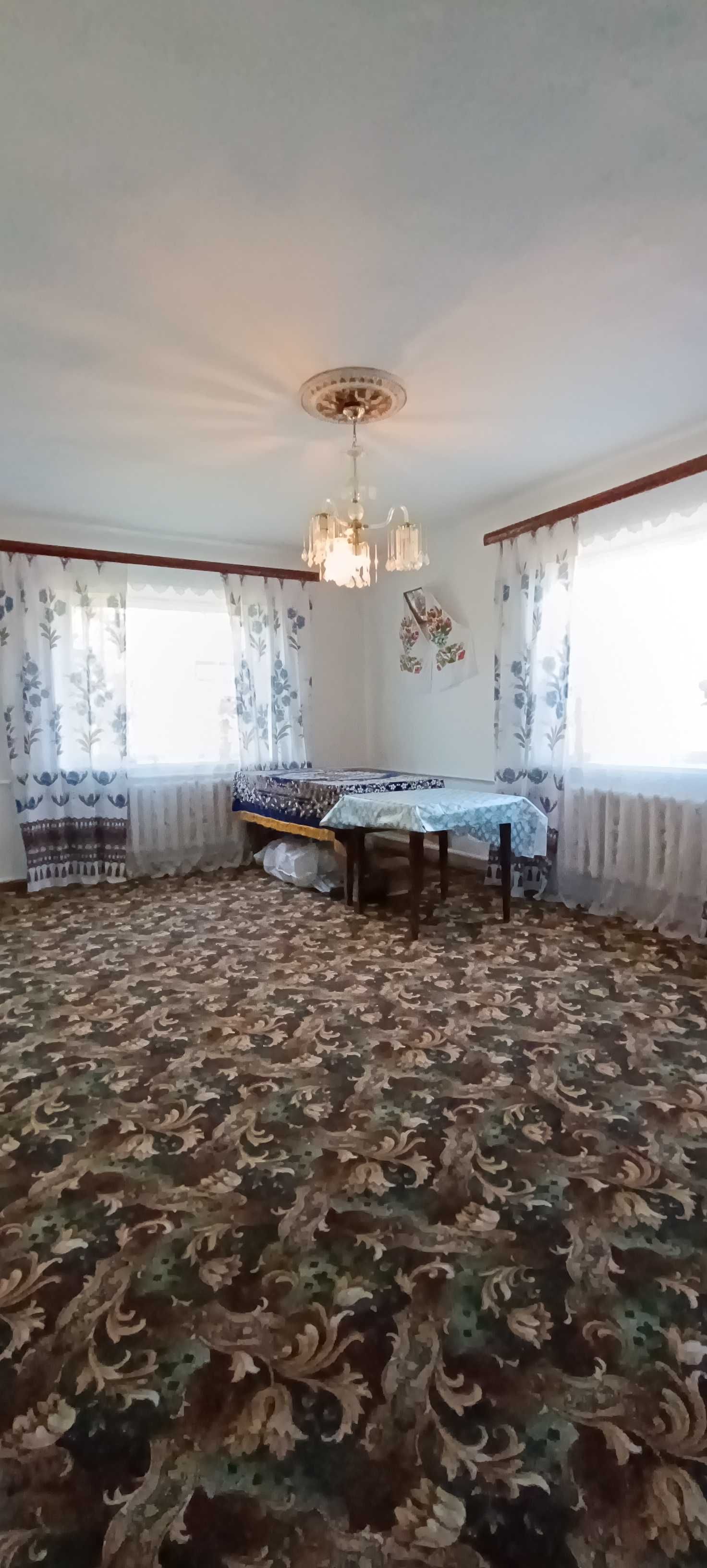 Продається будинок в селі Тростянець.