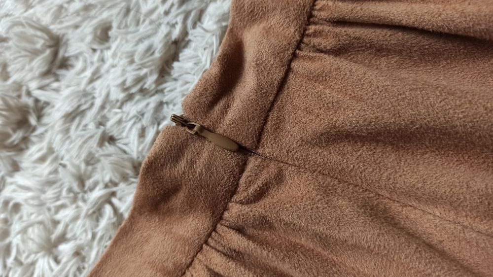 Saia Lanidor como nova, portes incluídos