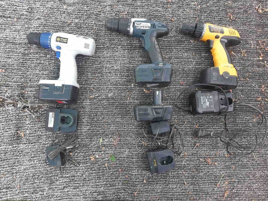 Продаю інструменти(3 шурупуверта, 3 Дрелі, 3 болгарки) !!!УСЕ Б/У!!!