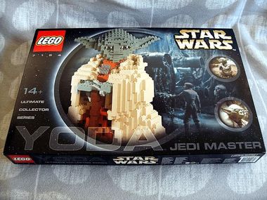 Lego Star Wars 7194 Yoda UCS unikat kolekcjonerski z 2002 rok