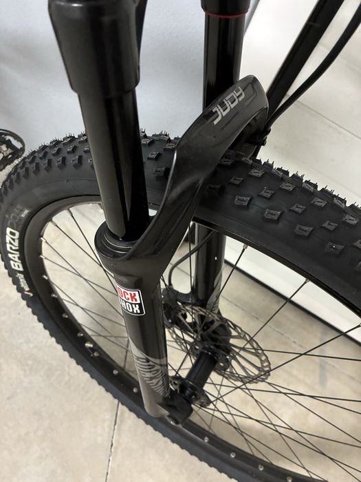 Bicicleta Coluer Poison Performance Full Carbon 29