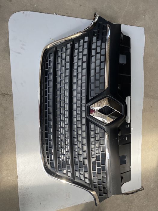 Grill atrapa emblemat chrom Renault Master IV