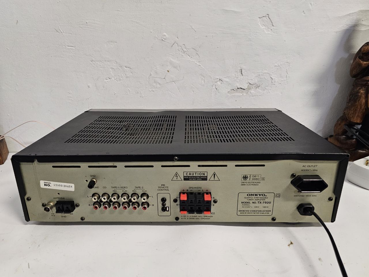 Amplituner stereo Onkyo TX-7920, Germany