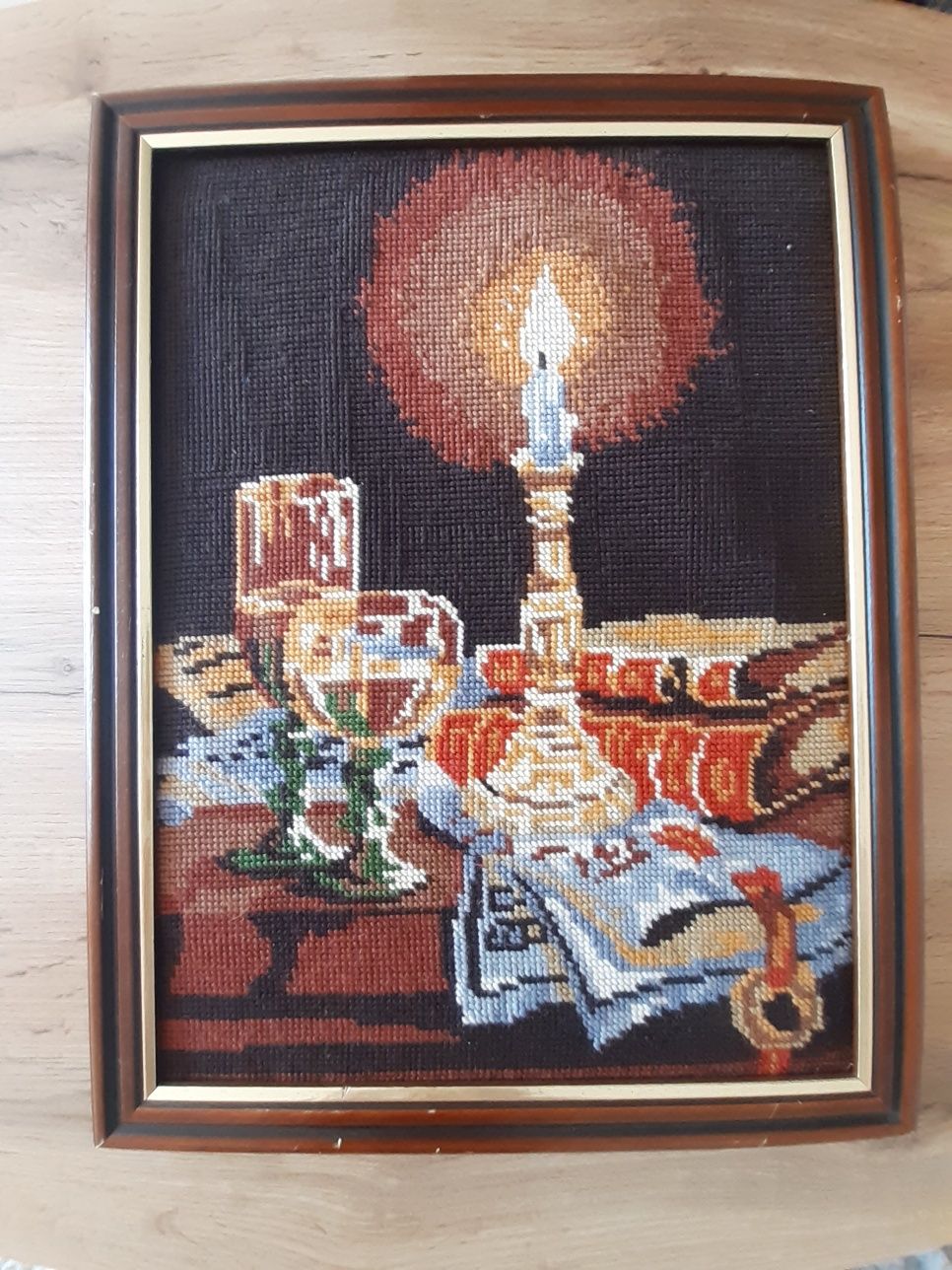 Obraz ręcznie haftowany haft 44 cm x 34 cm drewniana rama