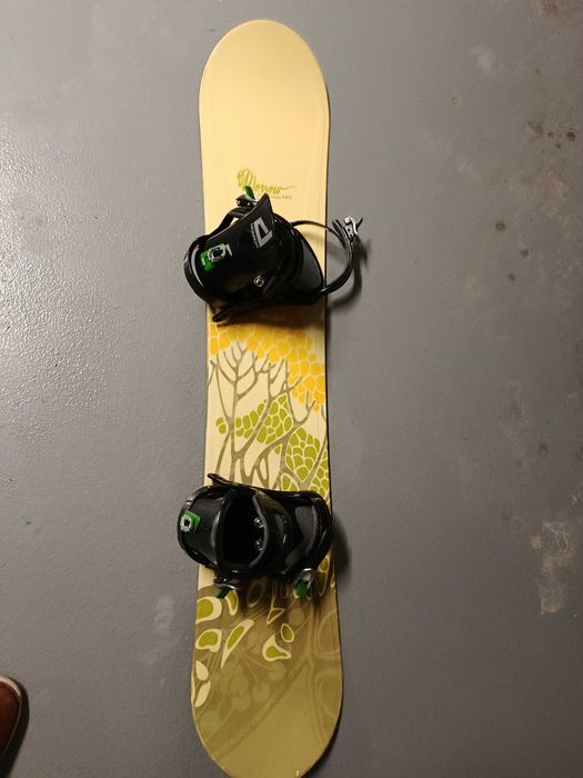 Sprzedam deskę snowboardowa  145