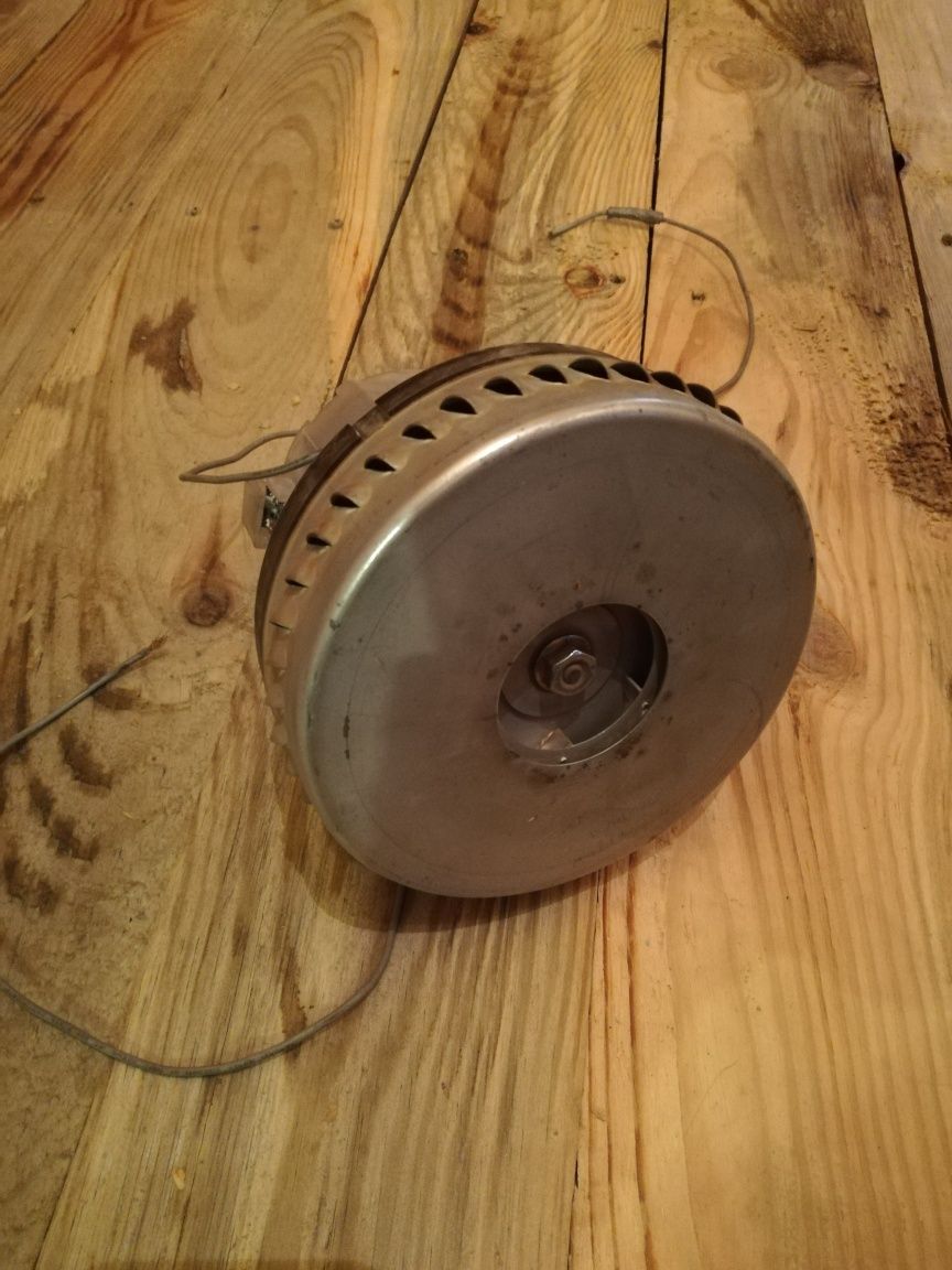Silnik od odkurzacza dewalt moze byc tez do innych odkurzaczy