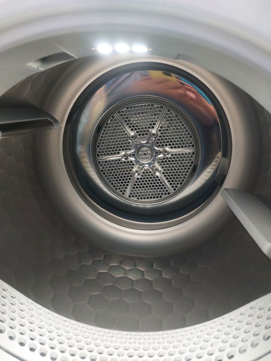Suszarka kondensacyjna z pompą ciepła Miele T1 TKB 550 WP Eco TKB550WP