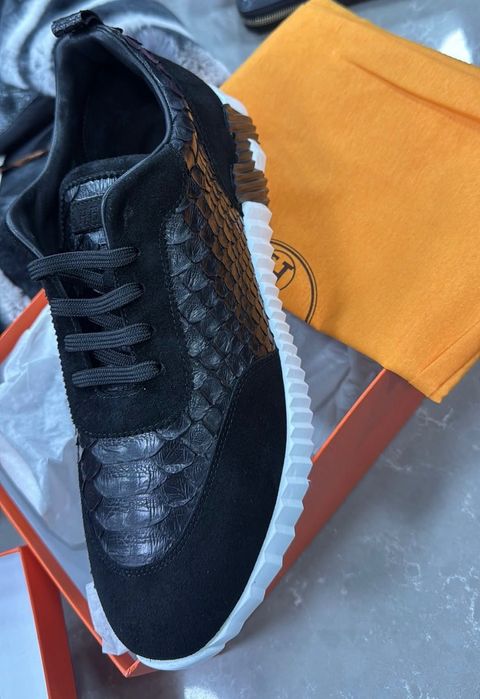 Кроссовки hm мужские из кожи питона