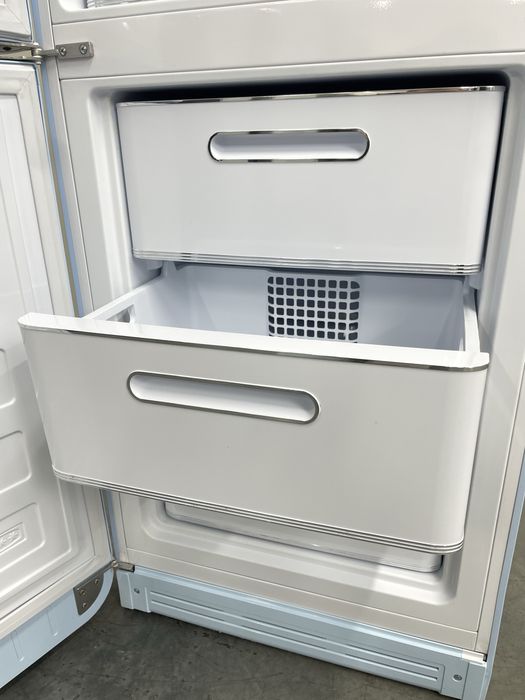 Холодильник Smeg FAB 32 LPB5 365 л, NoFrost,
