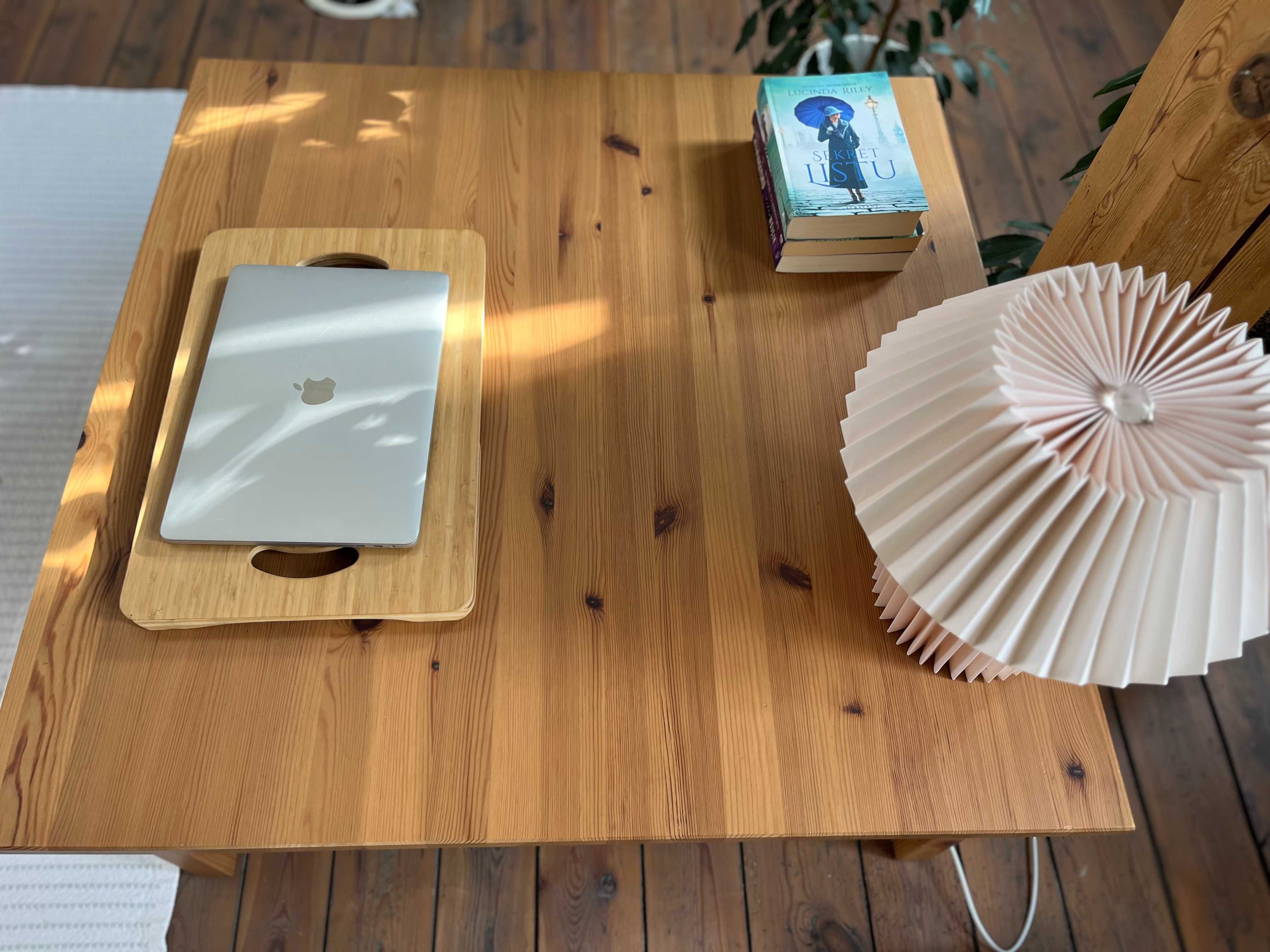 Stolik kawowy Hemnes Ikea