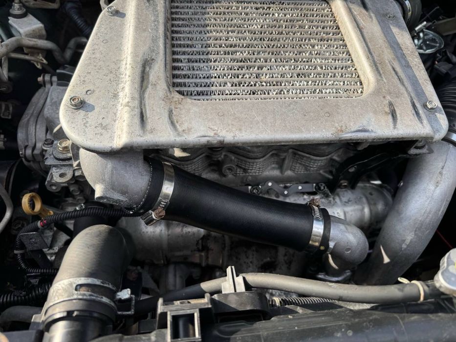 Niccan X-Trail 2.2D 6-ступка!!!