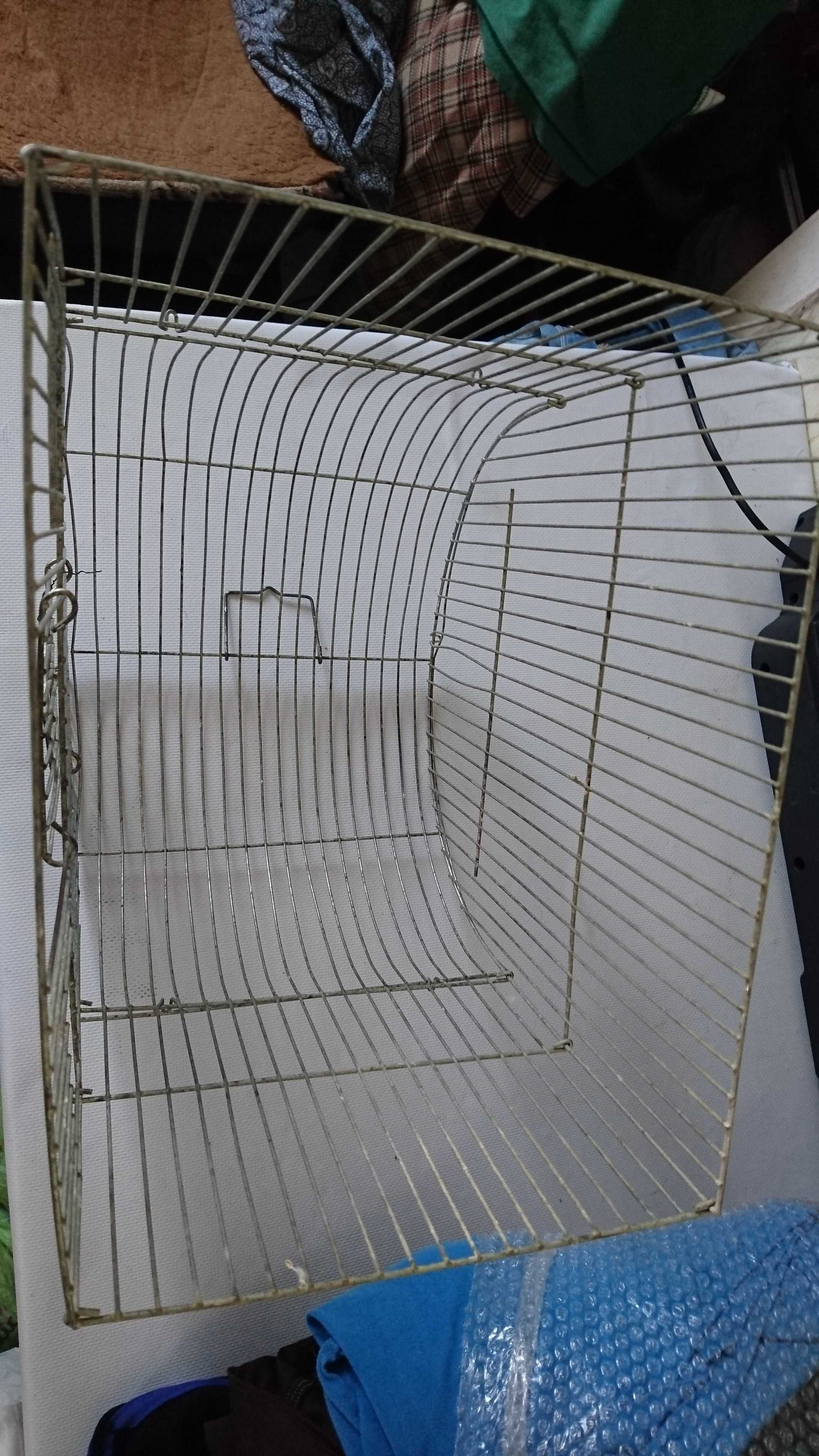 Продам сетку для клетки