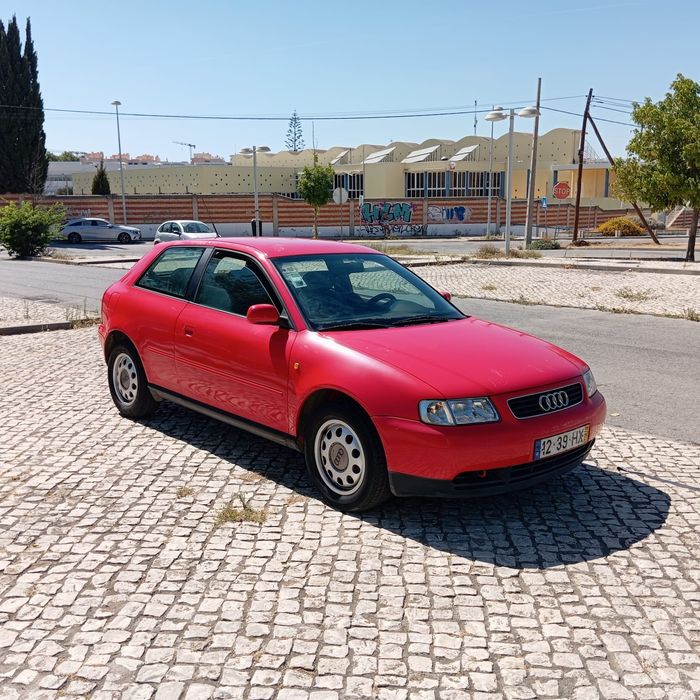 Audi A3  1.6 bom estado