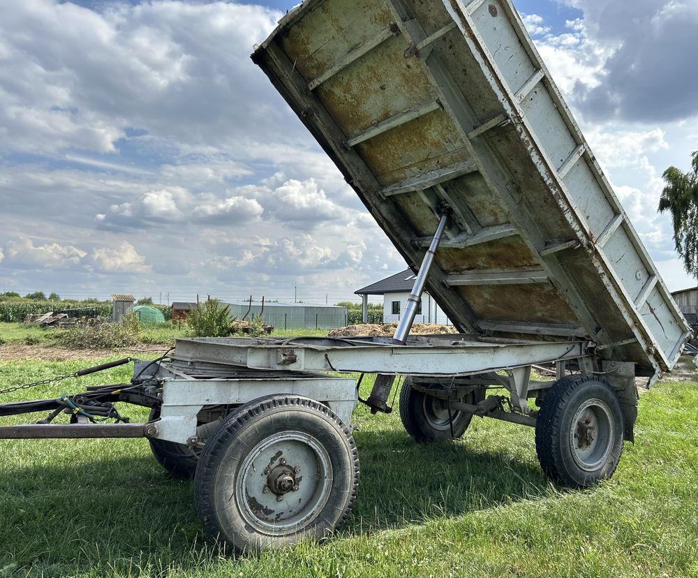 Sprzedam przyczepę wywrotkę autosan d47.