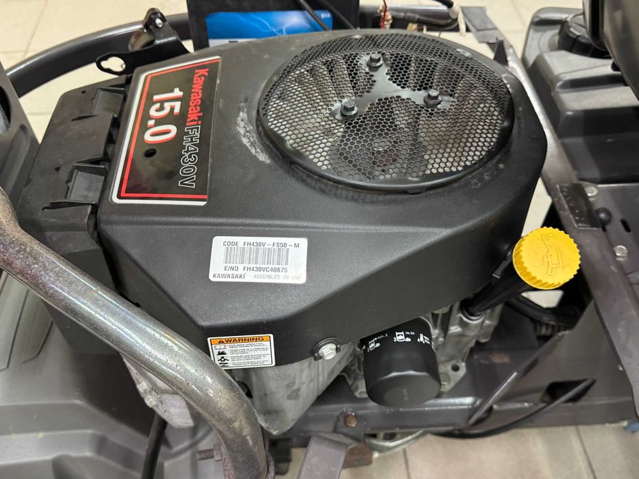 Traktorek Kosiarka Rider Husqvarna R 15V2 AWD 4X4 KAWASAKI 167 MTG