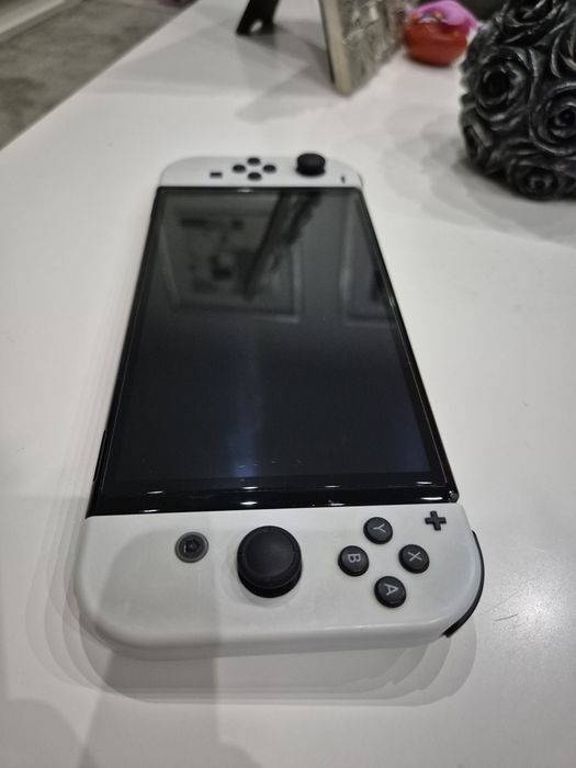 Nintendo Switch Oled Desbloqueada