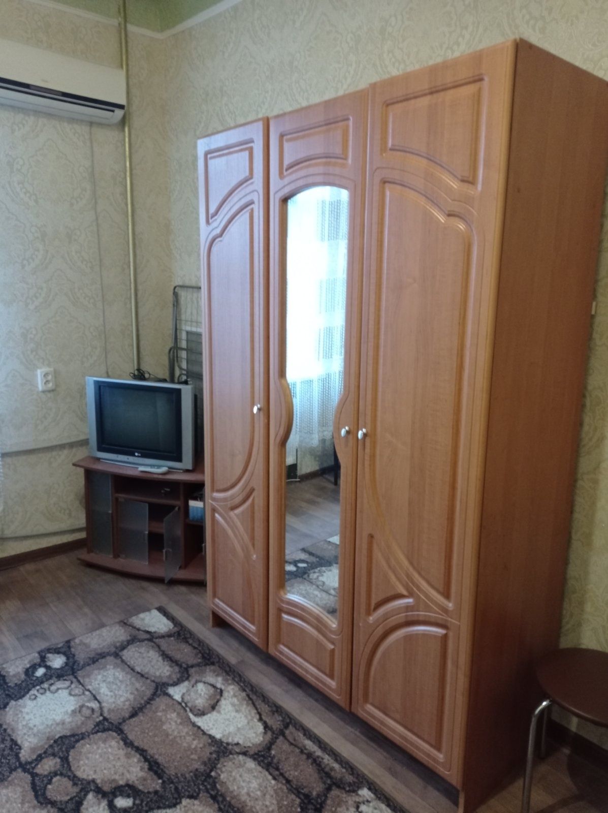 Здам готельку на Баварі