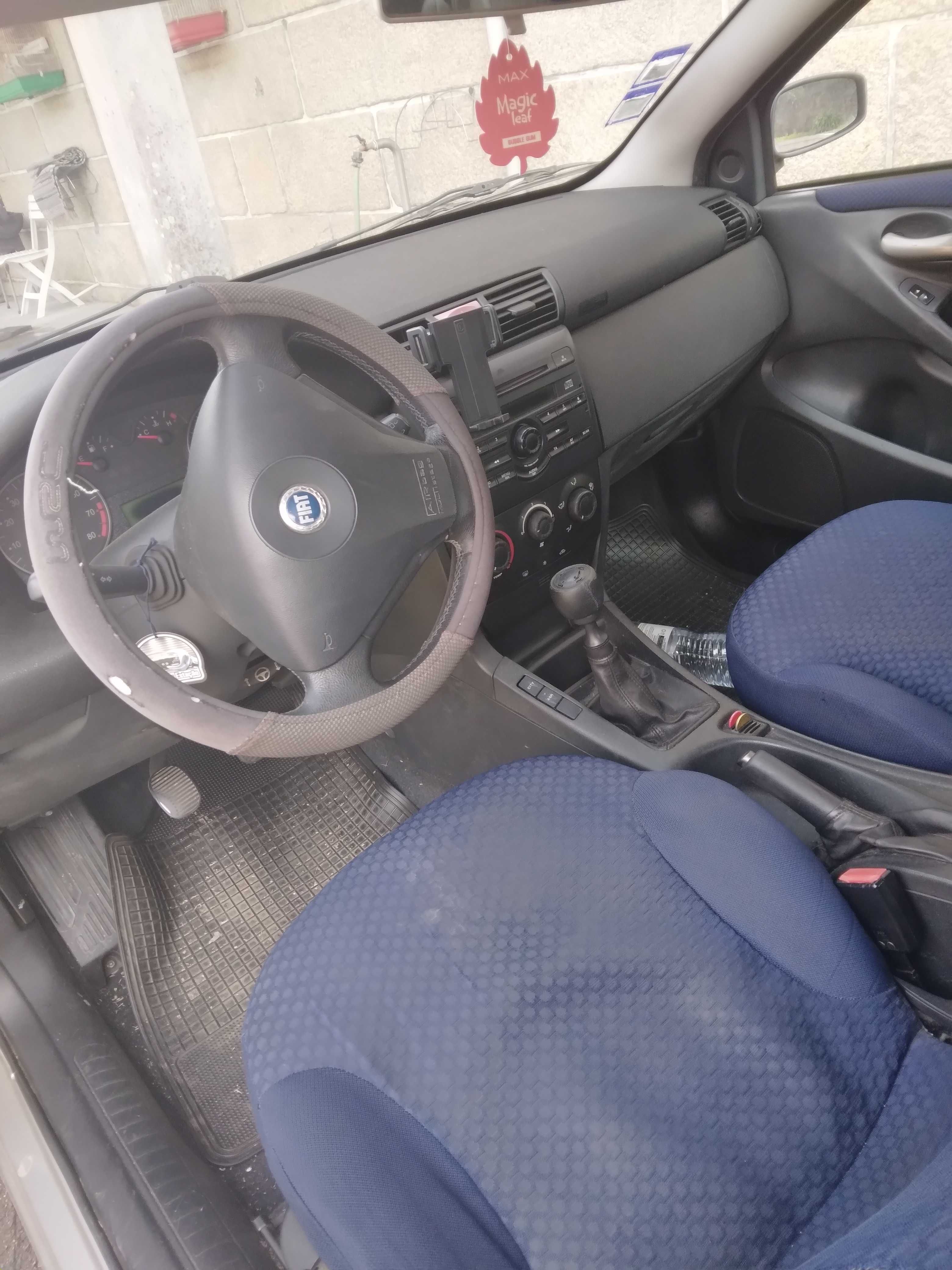 Carro com muito uso