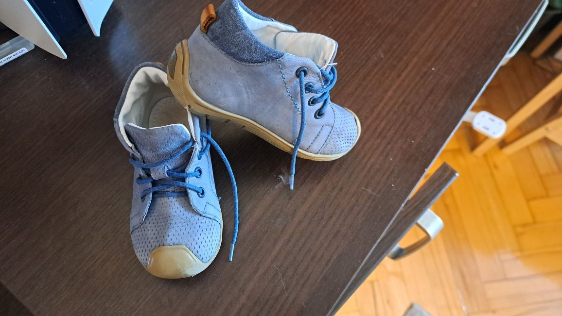 Buty jesienne rozmiar 23