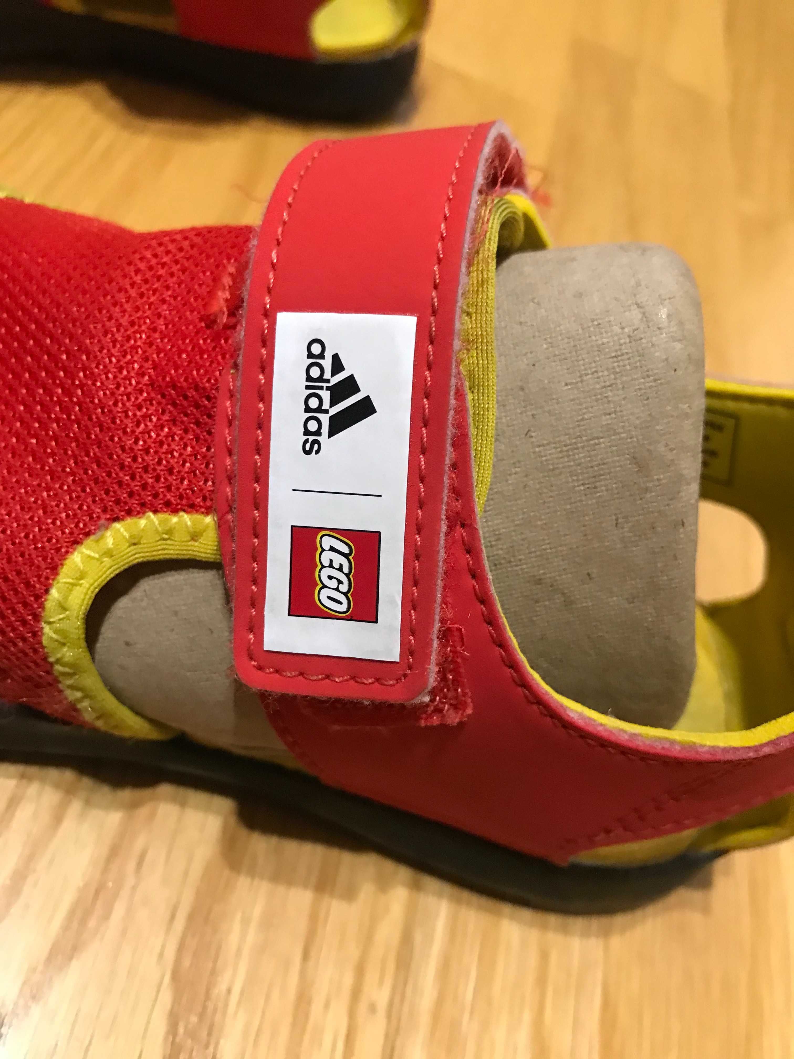 Sandały adidas LEGO - rozmiar 33- jak nowe.