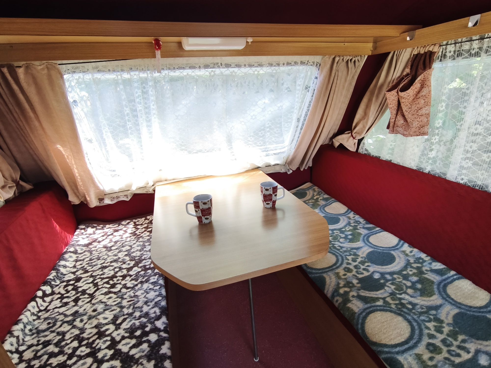Przyczepa kempingowa Niewiadów N-126e 3 osobowa