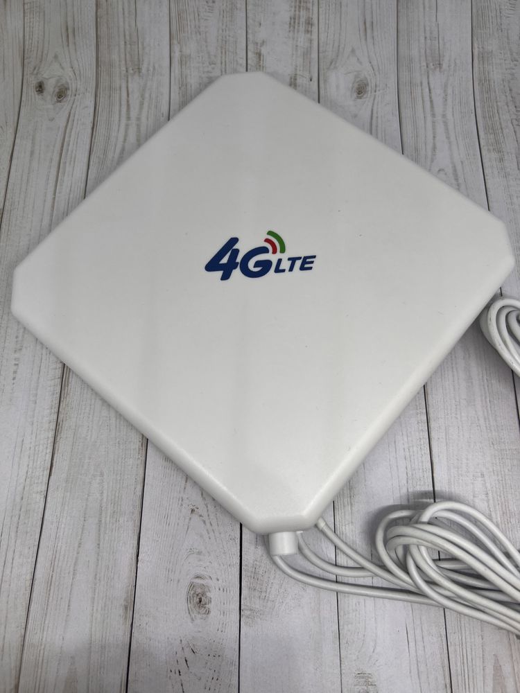 Антенна 4G LTE 35dBi для Ротуера Novatel Mifi 8000L/8800L TS9