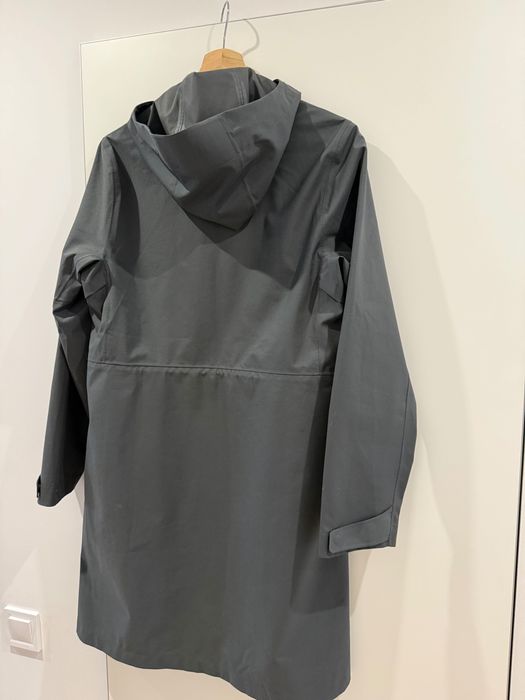 Дощовик фірми uniqlo