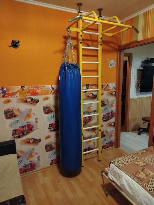 Здам 2-кімнатну квартиру-студію на Воскресенці поруч ТЦ “Квадрат”