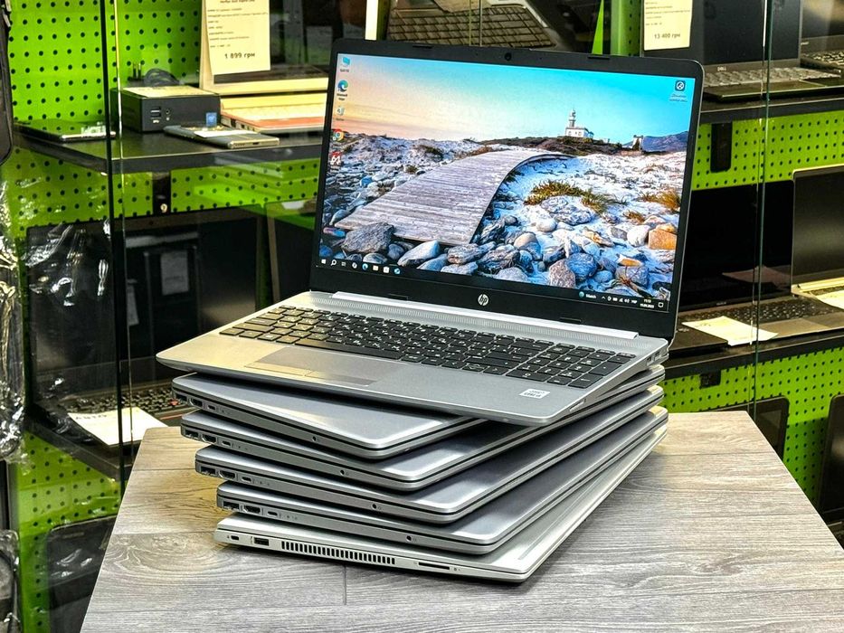 Відмінний стан / ноутбук HP / 15 дюймів / Core i5-1035G1 / 16 RAM
