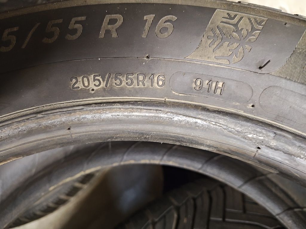 Продам шини Michelin 205 55 r16 alpin 6 2019 року