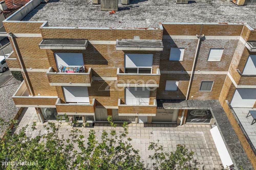 Loja em Barroselas com Garagem