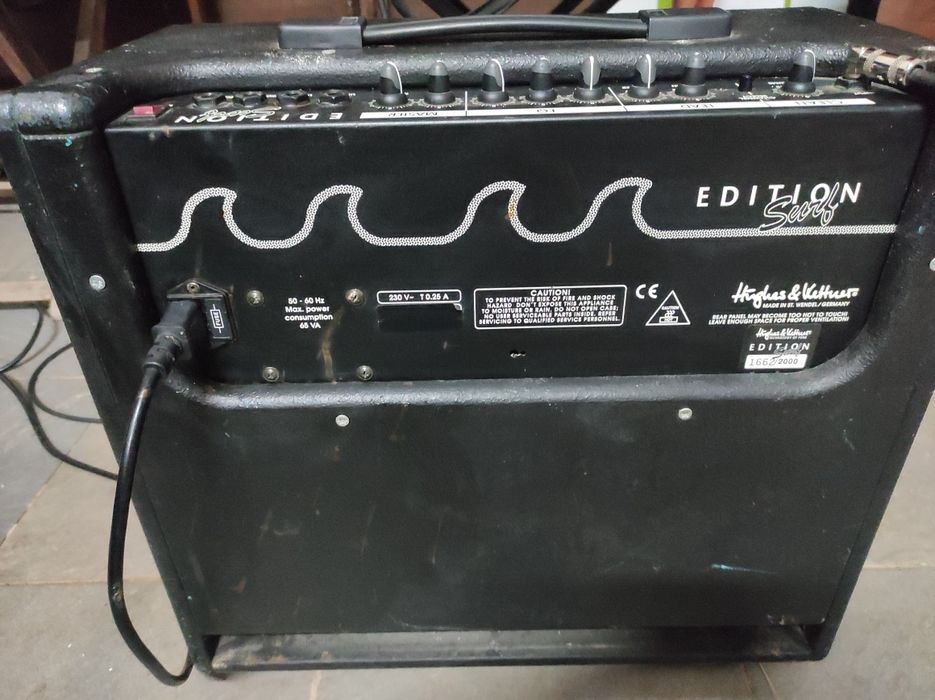 Amplificador Hughes&Kettner - Guitarra