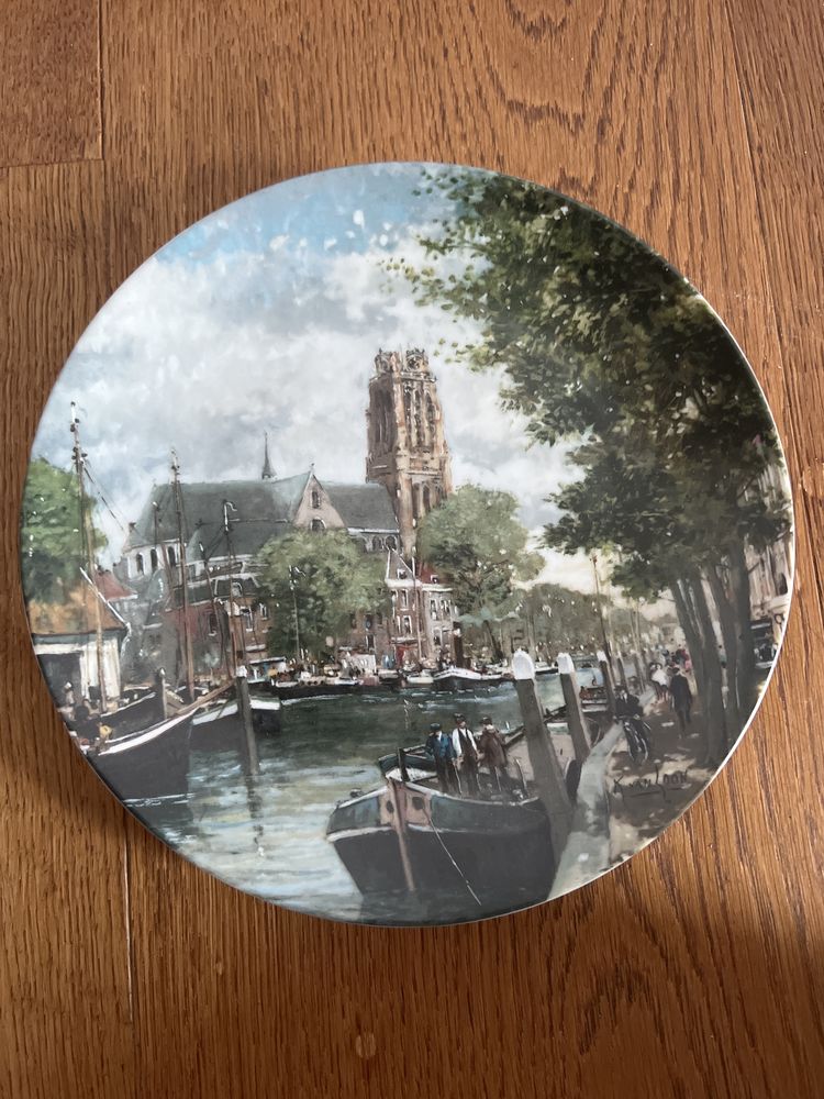 Вінтаж: колекція настінних тарілок Канали Голандії.