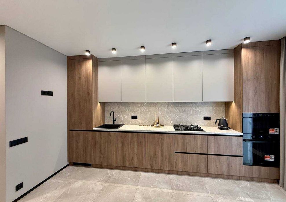 Стильна дизайнерська 1-к квартира в ЖК Липки, біля озера та парку