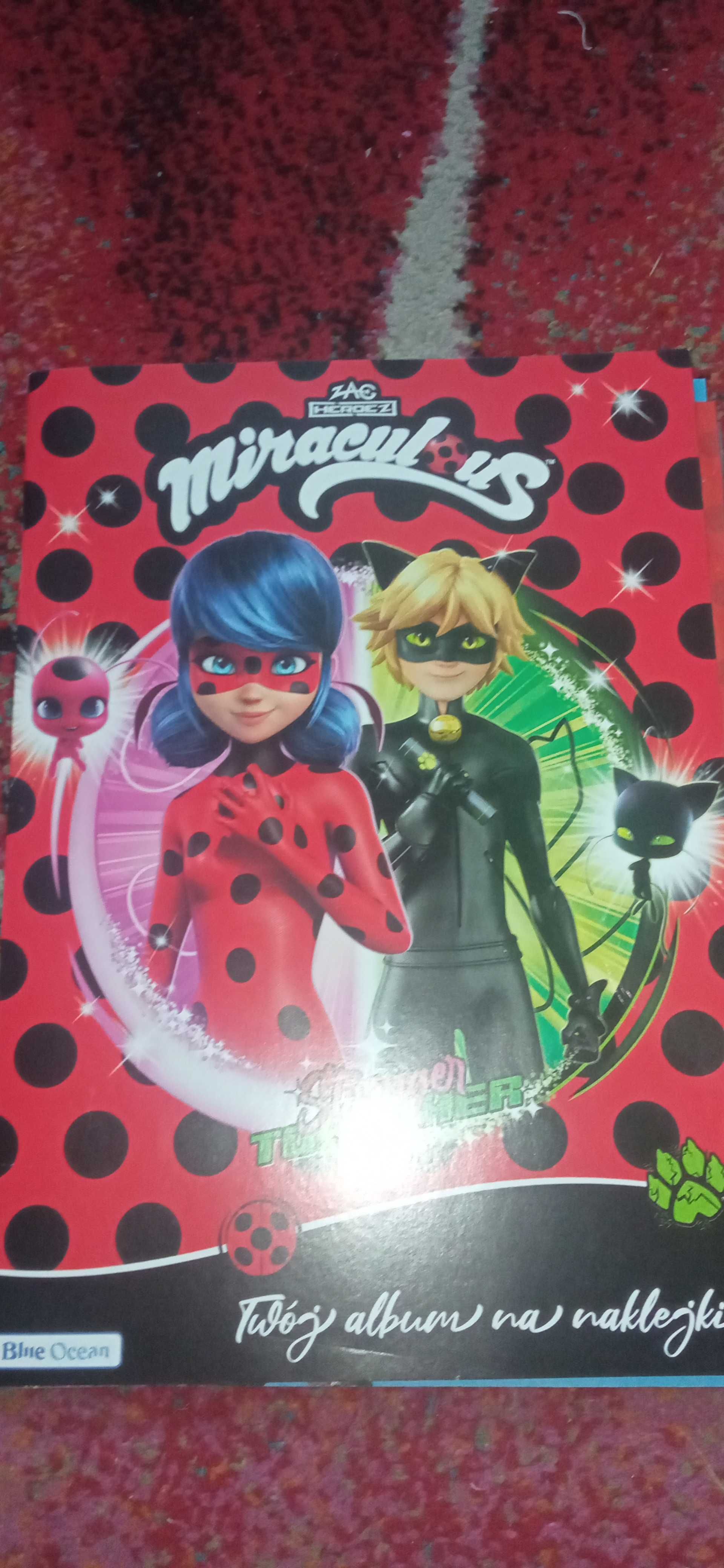 Sprzedam album oraz inne rzeczy z bajki miraculum