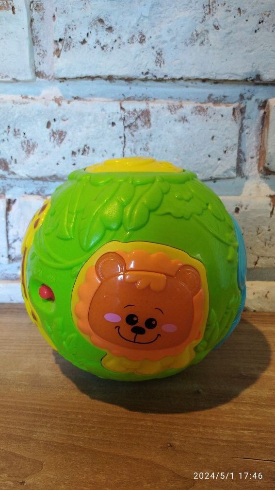 Інтерактивна іграшка для малюка М'яч з джунглів