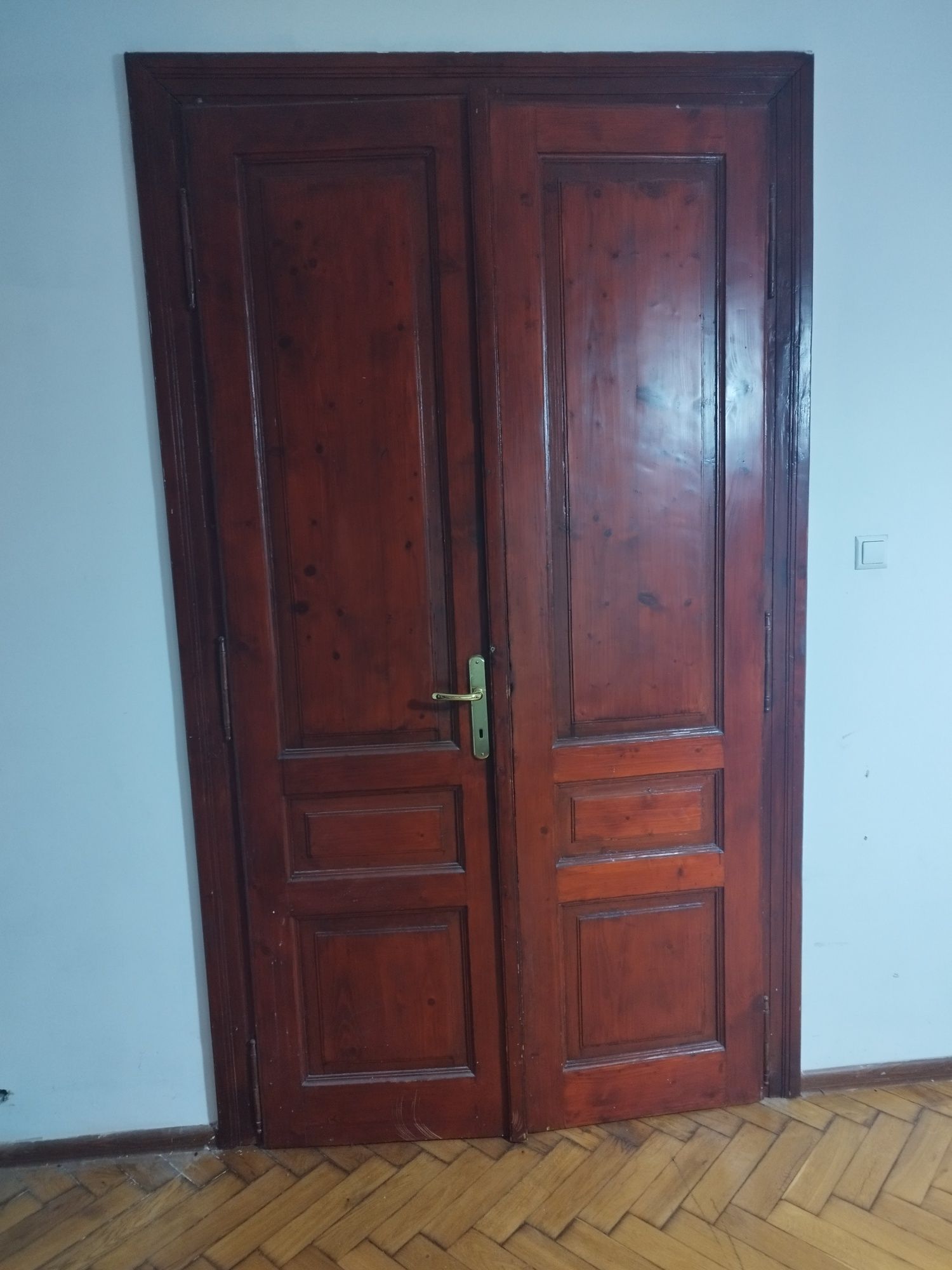 Drzwi drewniane odrestaurowane