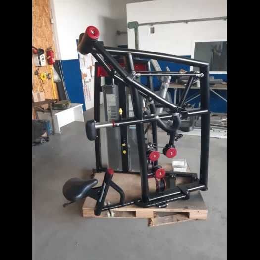 Zestaw 16 maszyn siłowych Pulse Fitness