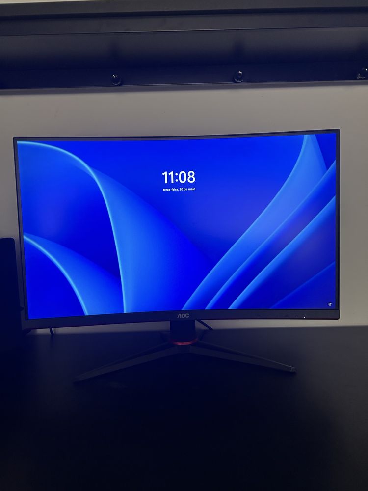 Monitor AOC 240hz Curvo
