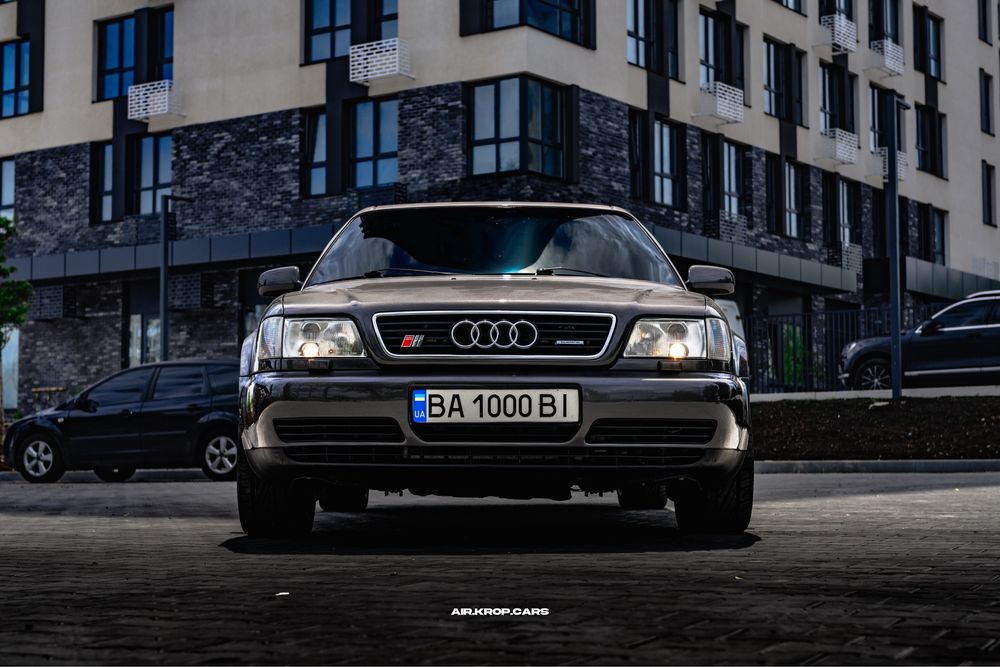 Audi S6 2.2 turbo quattro