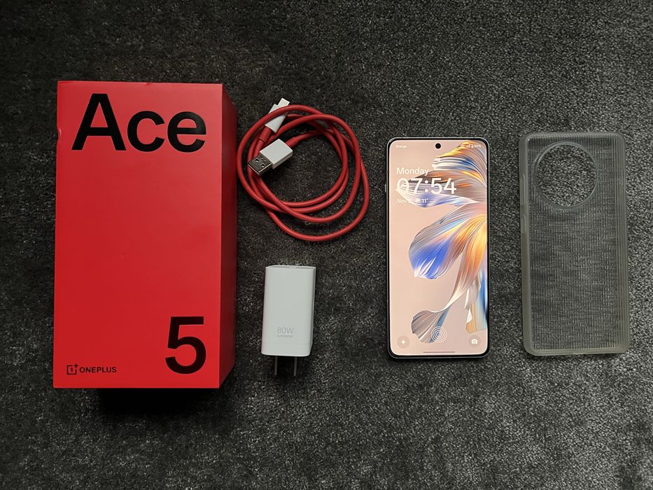 Oneplus 13r/Ace 5 idealny