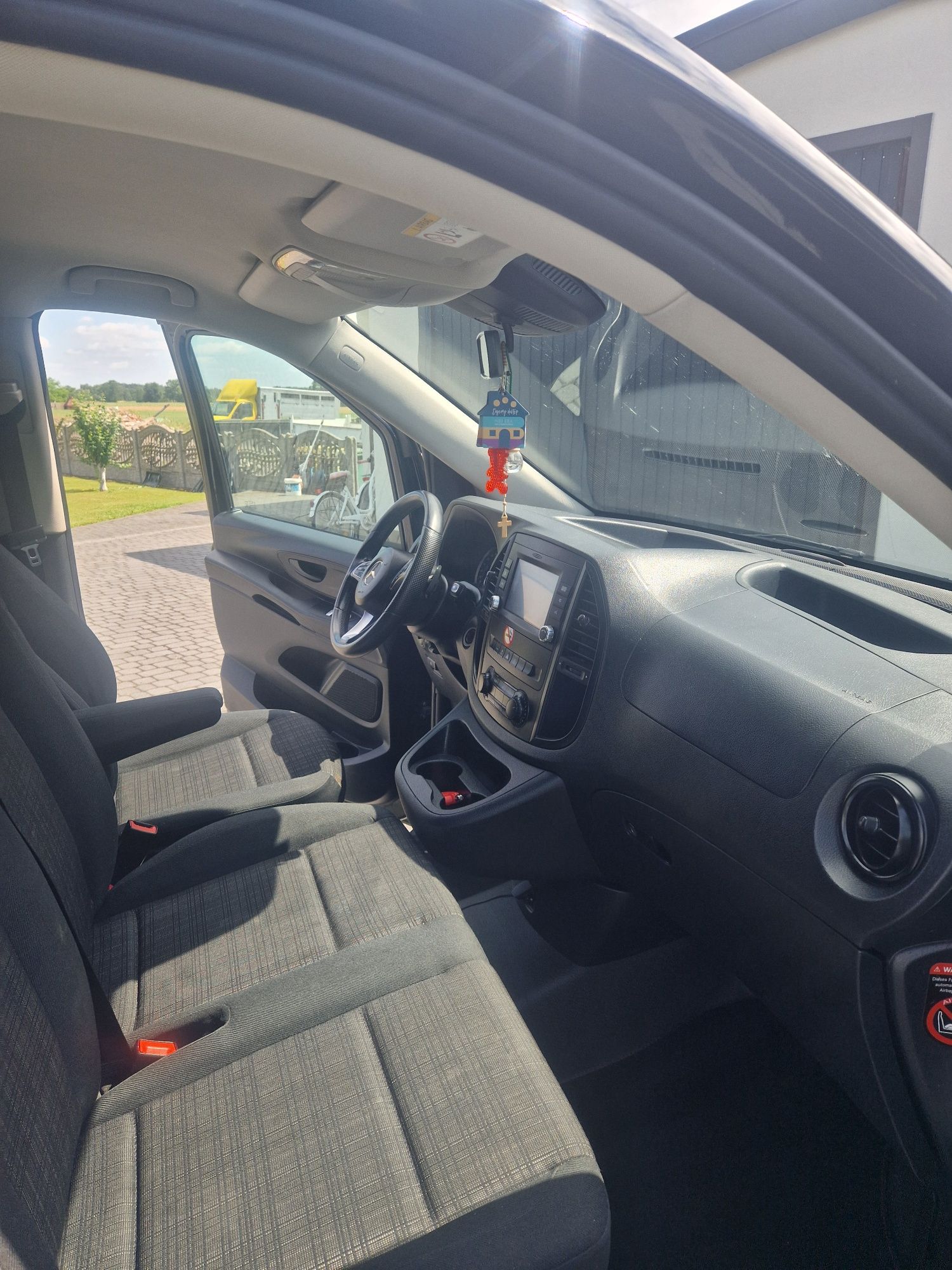 Mercedes Vito 9-osobowe możliwy leasing