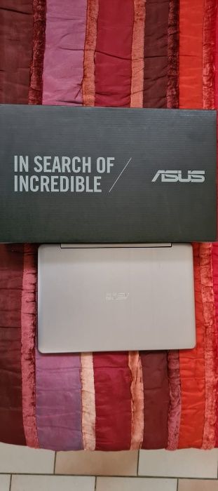 Computador ASUS Transformer Book Flip TP200S com bolsa