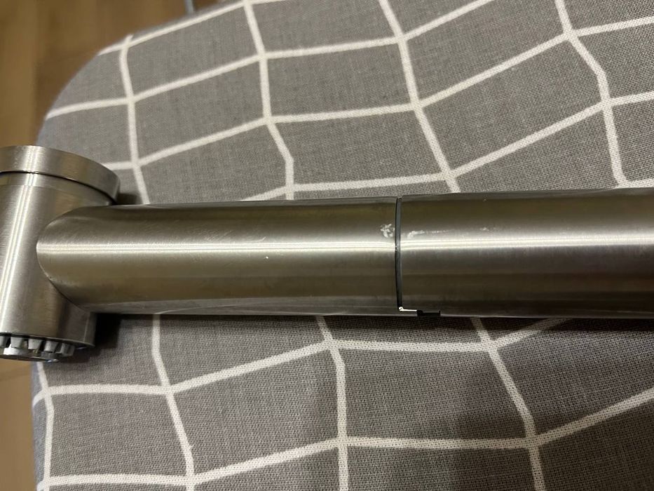 Кухонний змішувачч з виносним виливом фірми Franke