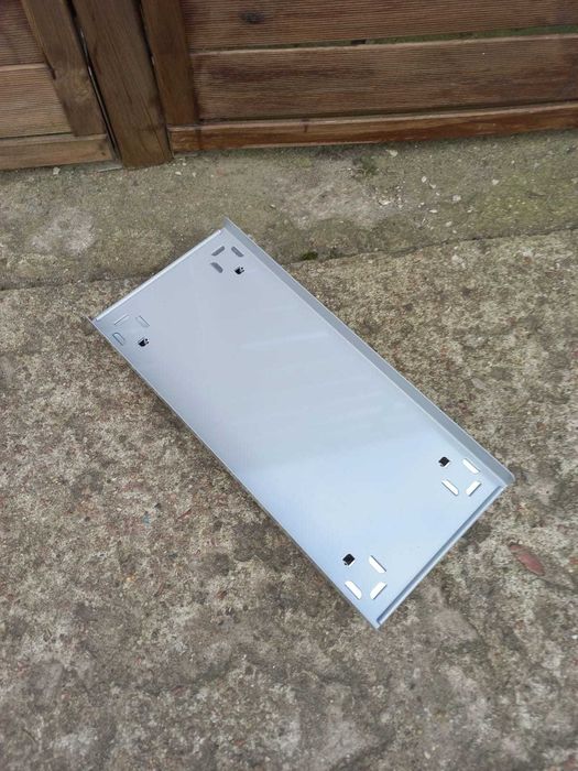 Podstawka IKEA Gudmar na PC na kółkach Dostępne 19 sztuk