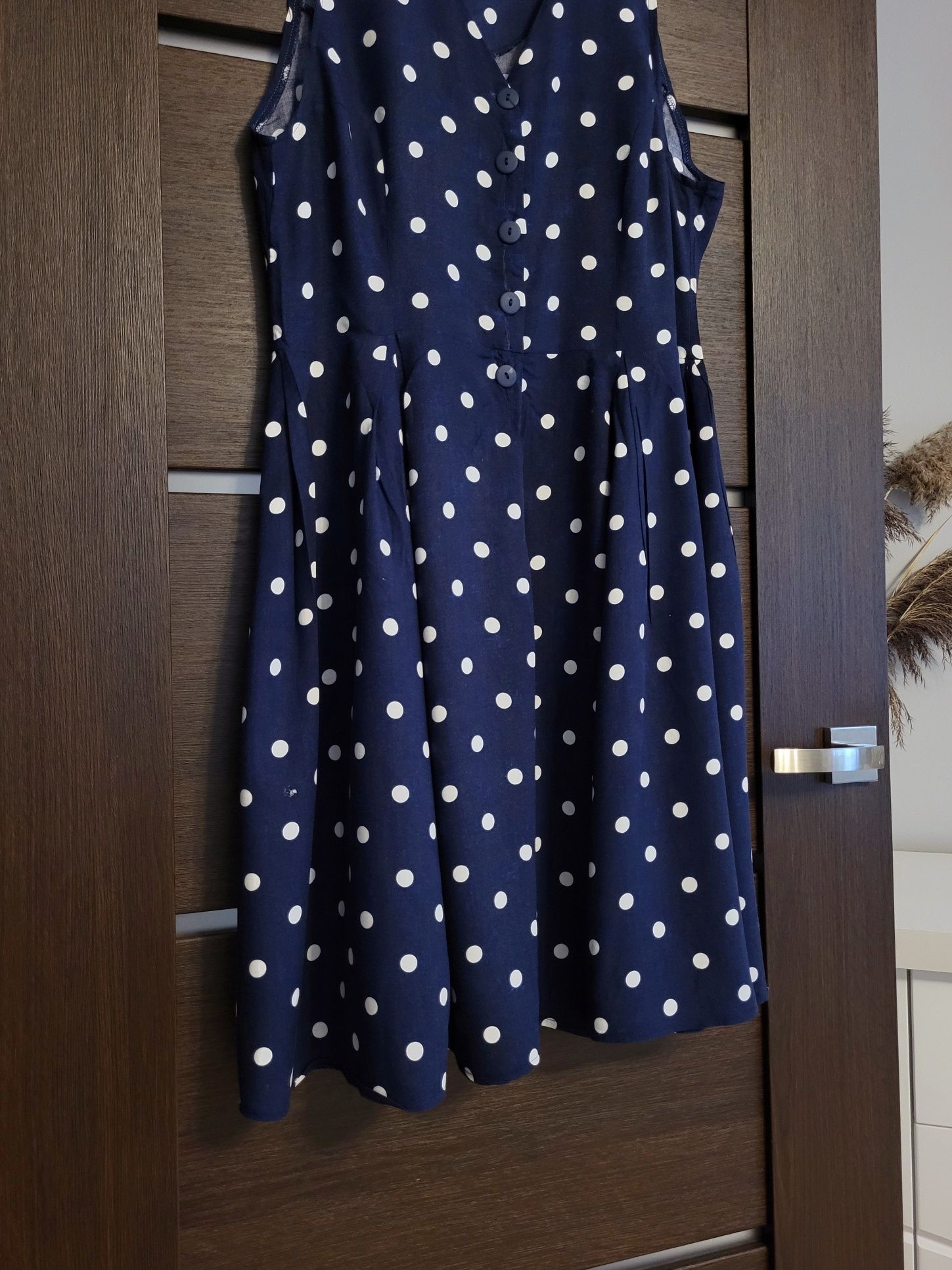 Granatowa sukienka w białe grochy retro vintage wiskoza rozmiar M