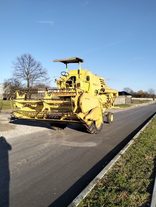 Sprzedam kombajn new Holland 1530